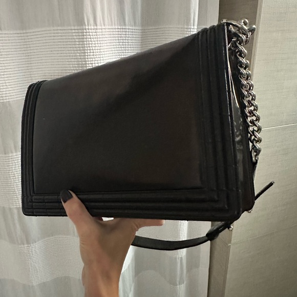 Gorgeous Chanel Reverso glazed boy bag size Large - Picture 9 of 12